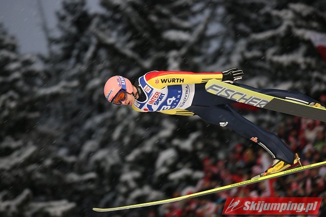 074 Michael Neumayer